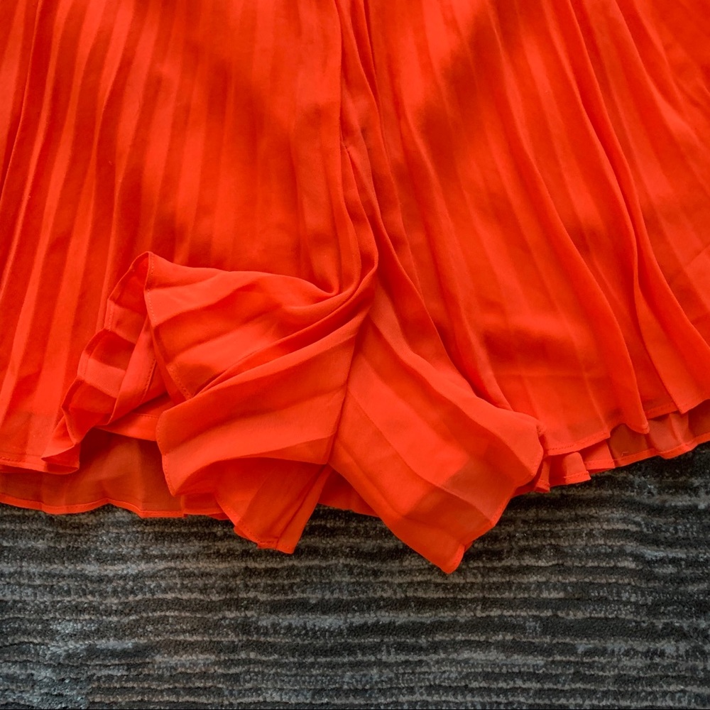 GUC BCBGeneration Red Orange Pleated Skort - Picture 4 of 6